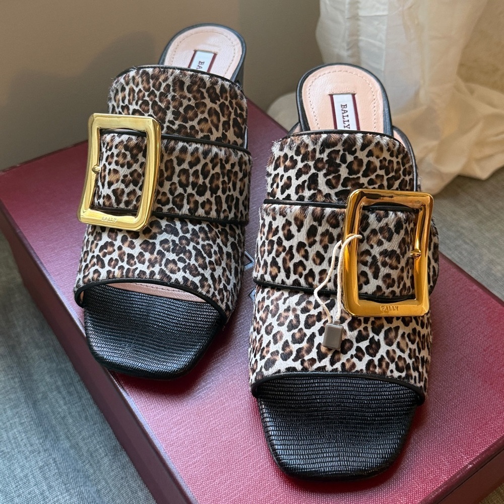 Bally Janaya women’s EU 38.5 calf hair square toe slip on block heel leopard.